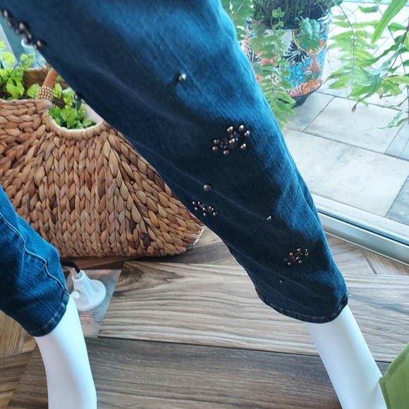 Chicos Tapered Jean with Studded Beaded & Snowflake Detail. - Picture 4 of 13